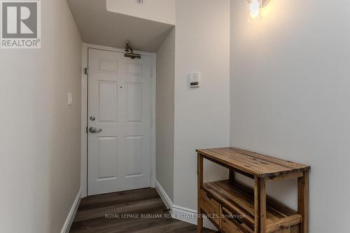 401 - 1450 Bishops Gate, Oakville, ON - Indoor Photo Showing Other Room