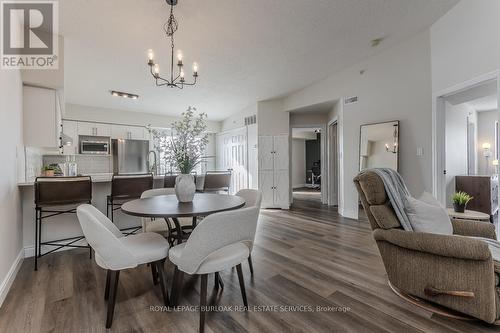 401 - 1450 Bishops Gate, Oakville, ON - Indoor Photo Showing Dining Room