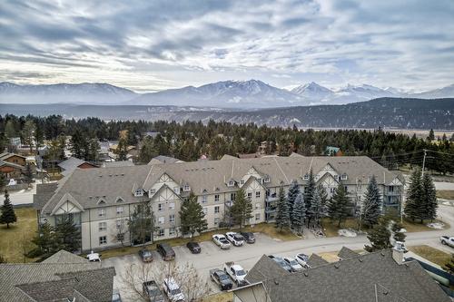 205-4767 Forsters Landing Road, Radium Hot Springs, BC - Outdoor With View