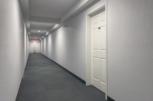 205-4767 Forsters Landing Road, Radium Hot Springs, BC - Indoor Photo Showing Other Room