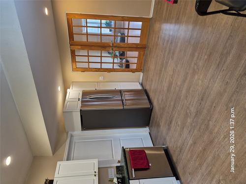 A + B-1421 Pine Street, Merritt, BC - Indoor Photo Showing Laundry Room