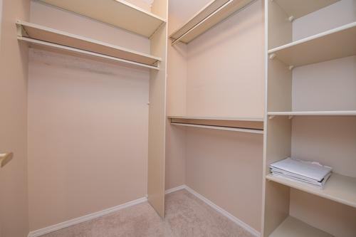56-3900 27 Avenue, Vernon, BC - Indoor With Storage