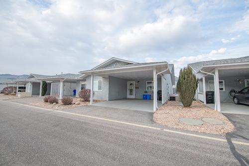 56-3900 27 Avenue, Vernon, BC - Outdoor With Facade