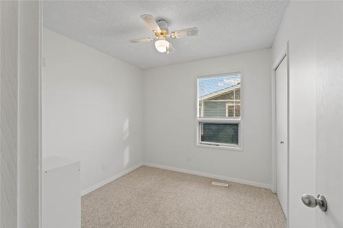 1736 Leighton Place, Kamloops, BC - Indoor Photo Showing Other Room