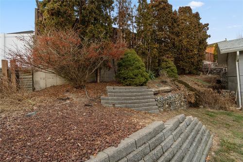 1736 Leighton Place, Kamloops, BC - Outdoor