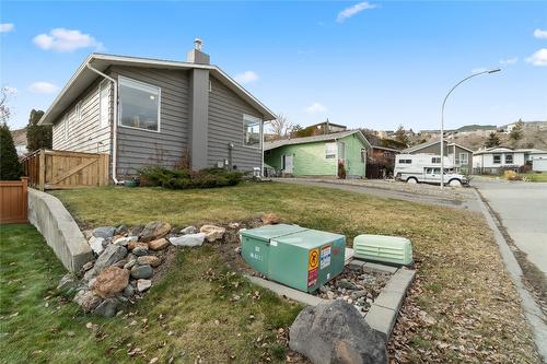 1736 Leighton Place, Kamloops, BC - Outdoor