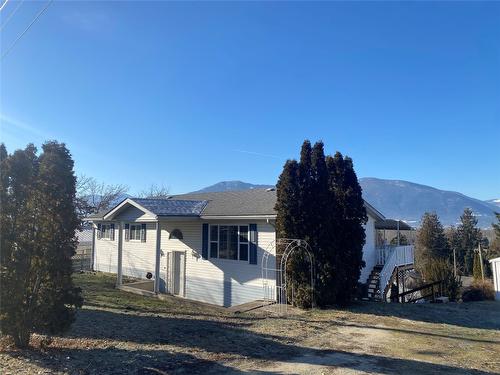 601 7Th Avenue, Creston, BC 