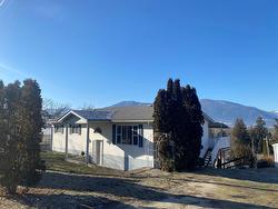 601 7th Avenue  Creston, BC V0B 1G3