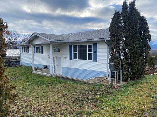 601 7Th Avenue, Creston, BC 