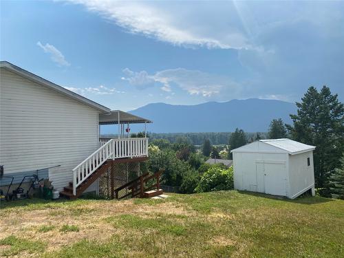 601 7Th Avenue, Creston, BC 