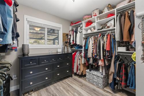 3324 Mcginnis Road, West Kelowna, BC - Indoor With Storage