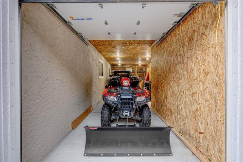 3324 Mcginnis Road, West Kelowna, BC - Indoor Photo Showing Garage