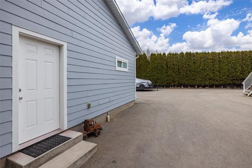 3324 Mcginnis Road, West Kelowna, BC - Outdoor With Exterior