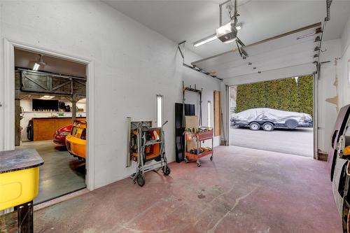 3324 Mcginnis Road, West Kelowna, BC - Indoor Photo Showing Garage