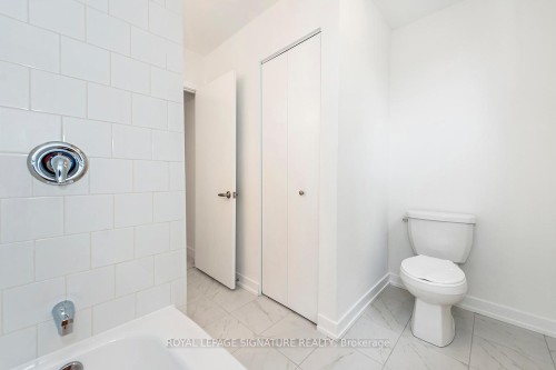 49-88 Tunbridge Crescent, Hamilton, ON - Indoor Photo Showing Bathroom