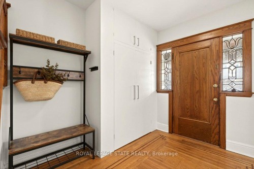 46 Connaught Avenue S, Hamilton, ON - Indoor Photo Showing Other Room