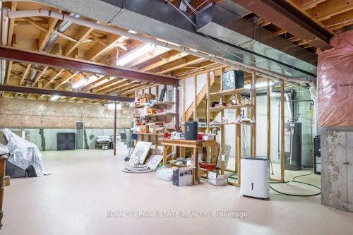 28-20 Meadowlands Boulevard, Hamilton, ON - Indoor Photo Showing Basement