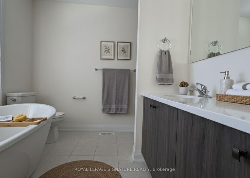 3-393 Manitoba Street, Bracebridge, ON - Indoor Photo Showing Bathroom