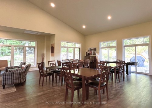 3-393 Manitoba Street, Bracebridge, ON - Indoor Photo Showing Dining Room
