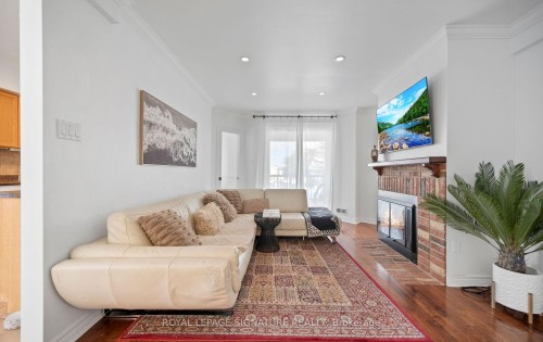 242-2110 Cleaver Avenue, Burlington, ON - Indoor