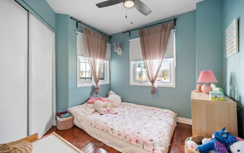 242-2110 Cleaver Avenue, Burlington, ON - Indoor Photo Showing Bedroom