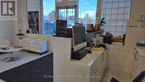 1 - 1903 Ironoak Way, Oakville, ON 