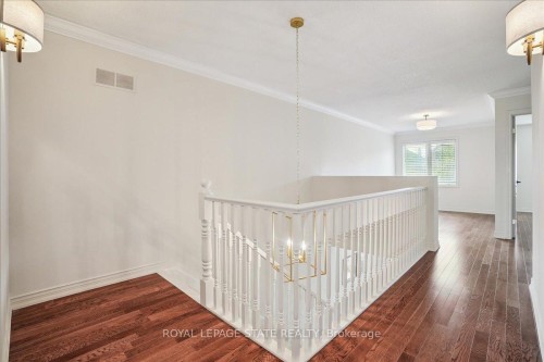 55 Edgewater Drive, Hamilton, ON - Indoor Photo Showing Other Room