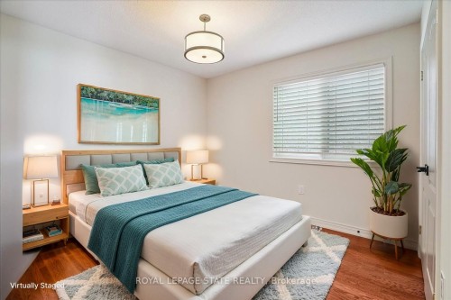 55 Edgewater Drive, Hamilton, ON - Indoor Photo Showing Bedroom