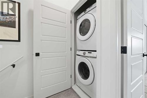 93 Walgrove Common Se, Calgary, AB - Indoor Photo Showing Laundry Room