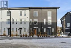 93 Walgrove Common SE  Calgary, AB T2X 4C2