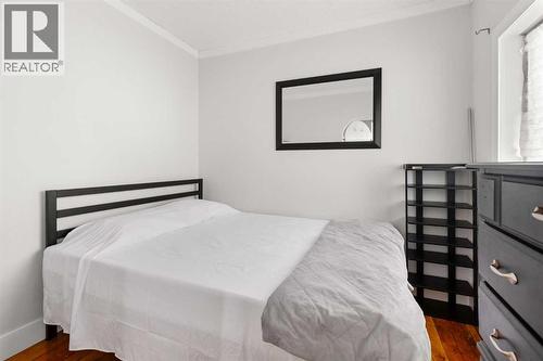 1255 Yuill Street Se, Medicine Hat, AB - Indoor Photo Showing Bedroom