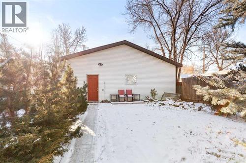 1255 Yuill Street Se, Medicine Hat, AB - Outdoor