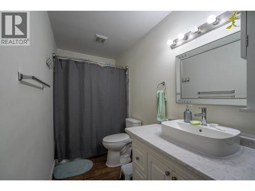 517 Beech Crescent, Prince George, BC - Indoor Photo Showing Bathroom