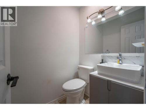 517 Beech Crescent, Prince George, BC - Indoor Photo Showing Bathroom