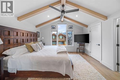 4, 810 3Rd Street, Canmore, AB - Indoor Photo Showing Bedroom