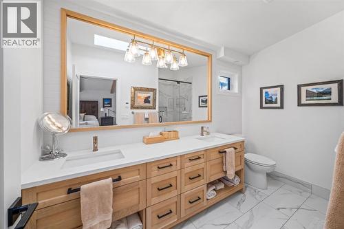 4, 810 3Rd Street, Canmore, AB - Indoor Photo Showing Bathroom