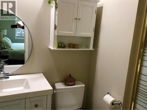 1255 Raymer Avenue Unit# 572, Kelowna, BC - Indoor Photo Showing Bathroom