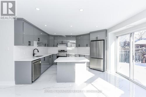 17 Trammell Lane, Brampton, ON - Indoor Photo Showing Kitchen With Upgraded Kitchen