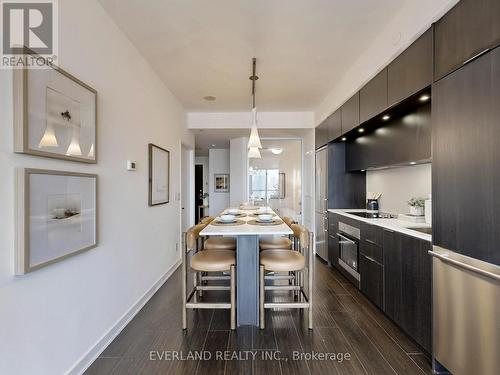 2108 - 55 Regent Park Boulevard, Toronto, ON - Indoor Photo Showing Kitchen With Upgraded Kitchen