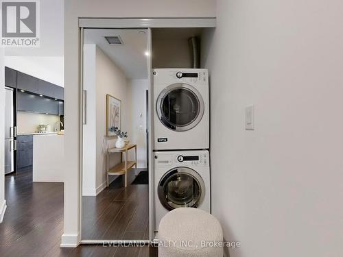 2108 - 55 Regent Park Boulevard, Toronto, ON - Indoor Photo Showing Laundry Room