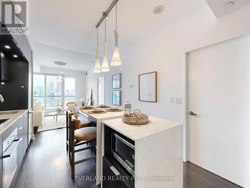 2108 - 55 Regent Park Boulevard, Toronto, ON - Indoor Photo Showing Kitchen With Upgraded Kitchen