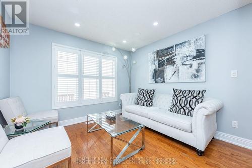 108 Fairhill Avenue, Brampton, ON - Indoor Photo Showing Living Room