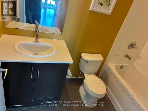 1901 - 360 Square One Drive, Mississauga, ON - Indoor Photo Showing Bathroom