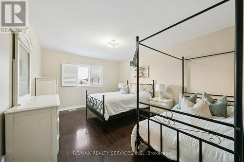 9 Beachville Circle, Brampton, ON - Indoor Photo Showing Bedroom