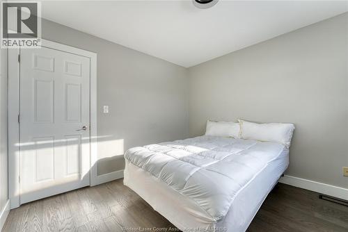 2901 Robillard Cresent, Windsor, ON - Indoor Photo Showing Bedroom