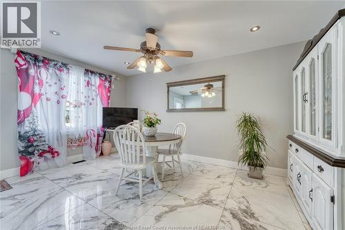 2901 Robillard Cresent, Windsor, ON - Indoor Photo Showing Dining Room
