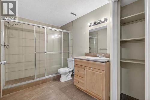 115 Covemeadow Court Ne, Calgary, AB - Indoor Photo Showing Bathroom