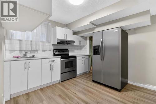 115 Covemeadow Court Ne, Calgary, AB - Indoor Photo Showing Kitchen