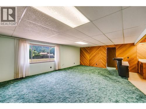 412 104Th Street, Castlegar, BC - Indoor