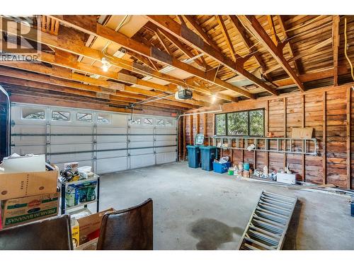 412 104Th Street, Castlegar, BC - Indoor Photo Showing Garage